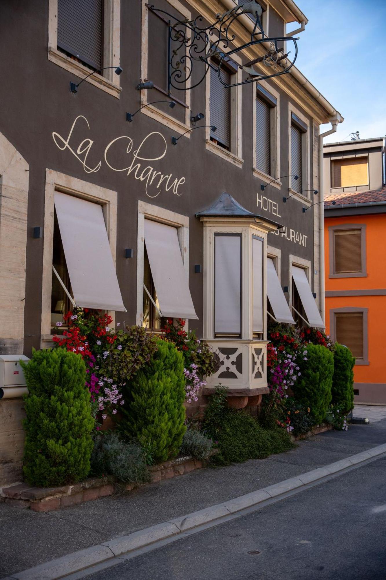 Hotel Restaurant La Charrue 桑镇 外观 照片