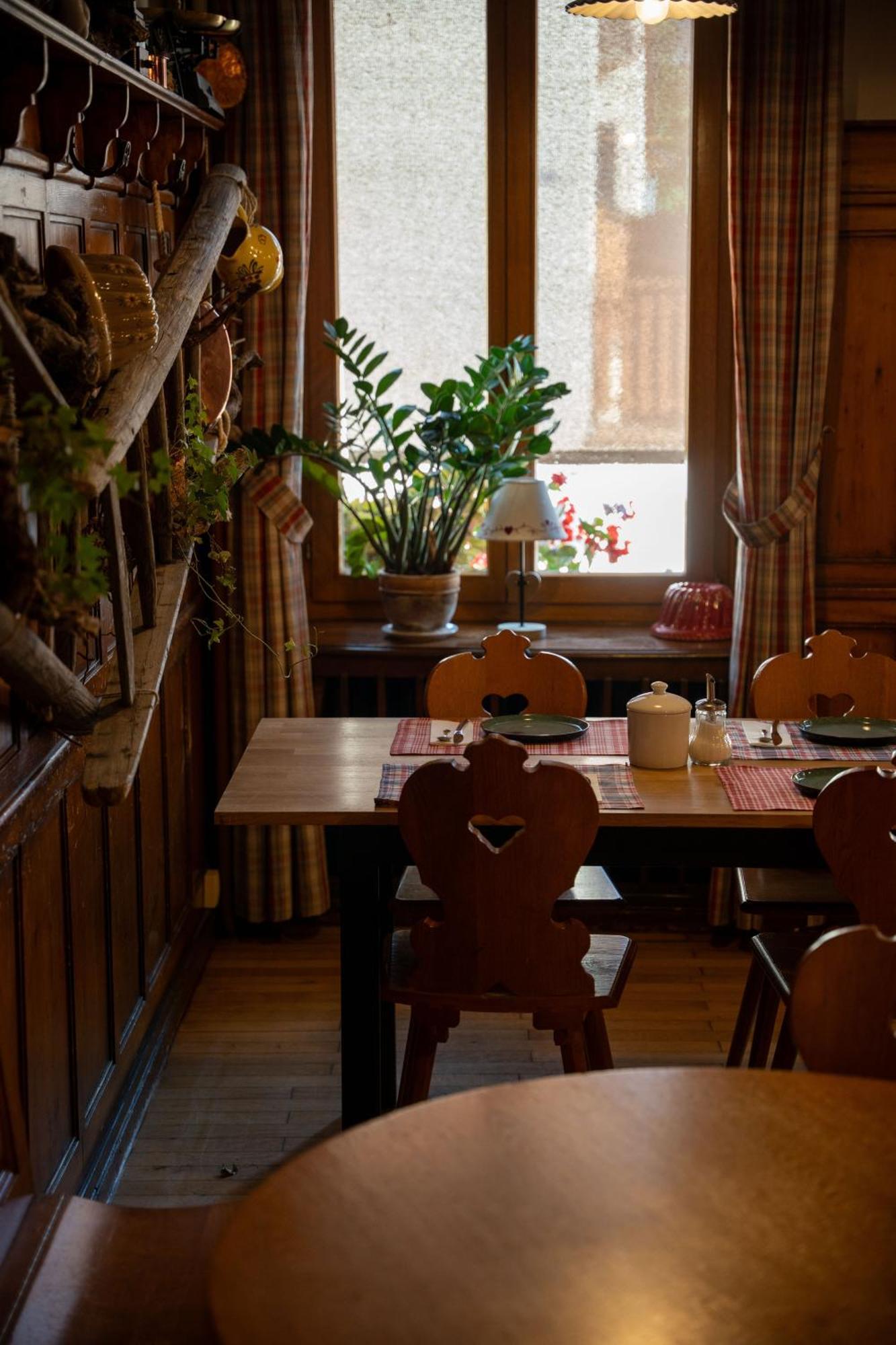 Hotel Restaurant La Charrue 桑镇 外观 照片